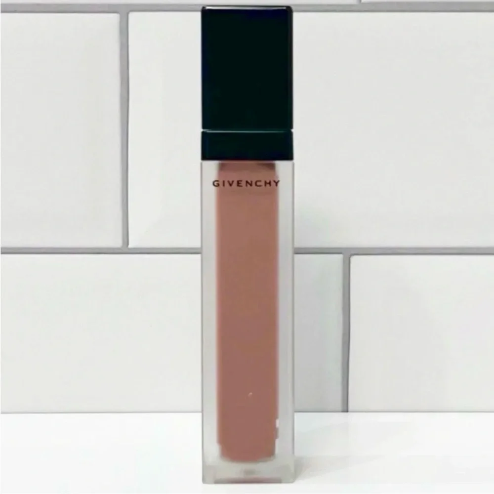 Givenchy 701 Lady Beige Lady Pulp Lip Lacquer